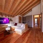 Greenwood - Spacious Alpine Retreat With Mountain Views Lägenhet *