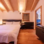 Lägenhet Greenwood - Spacious Alpine Retreat With Mountain Views *
