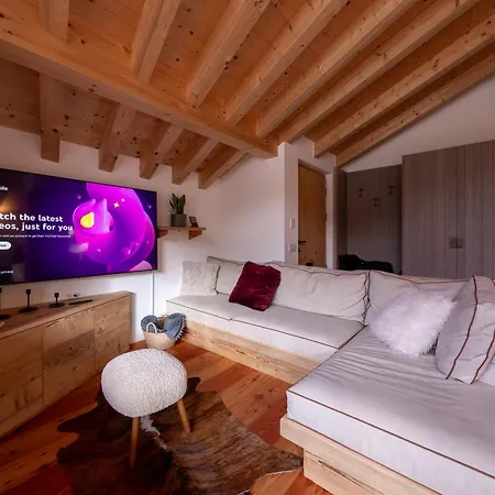 Greenwood - Spacious Alpine Retreat With Mountain Views Lägenhet Vodo Cadore